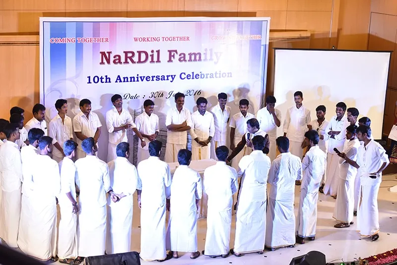 Game show in Ethnic Wear